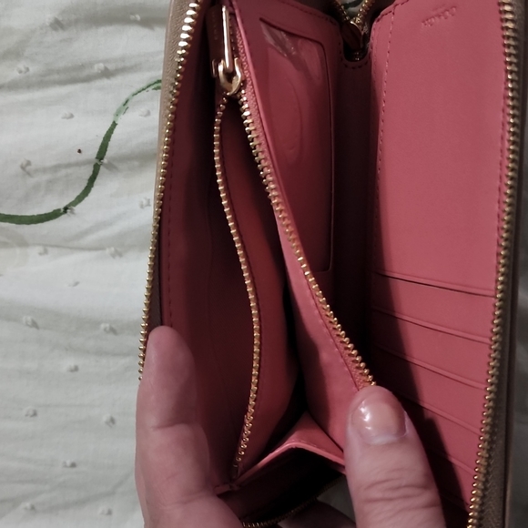 Wallet - Picture 4 of 4